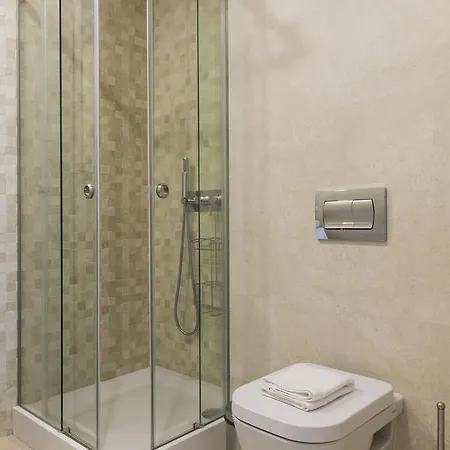 Up Town * Порту